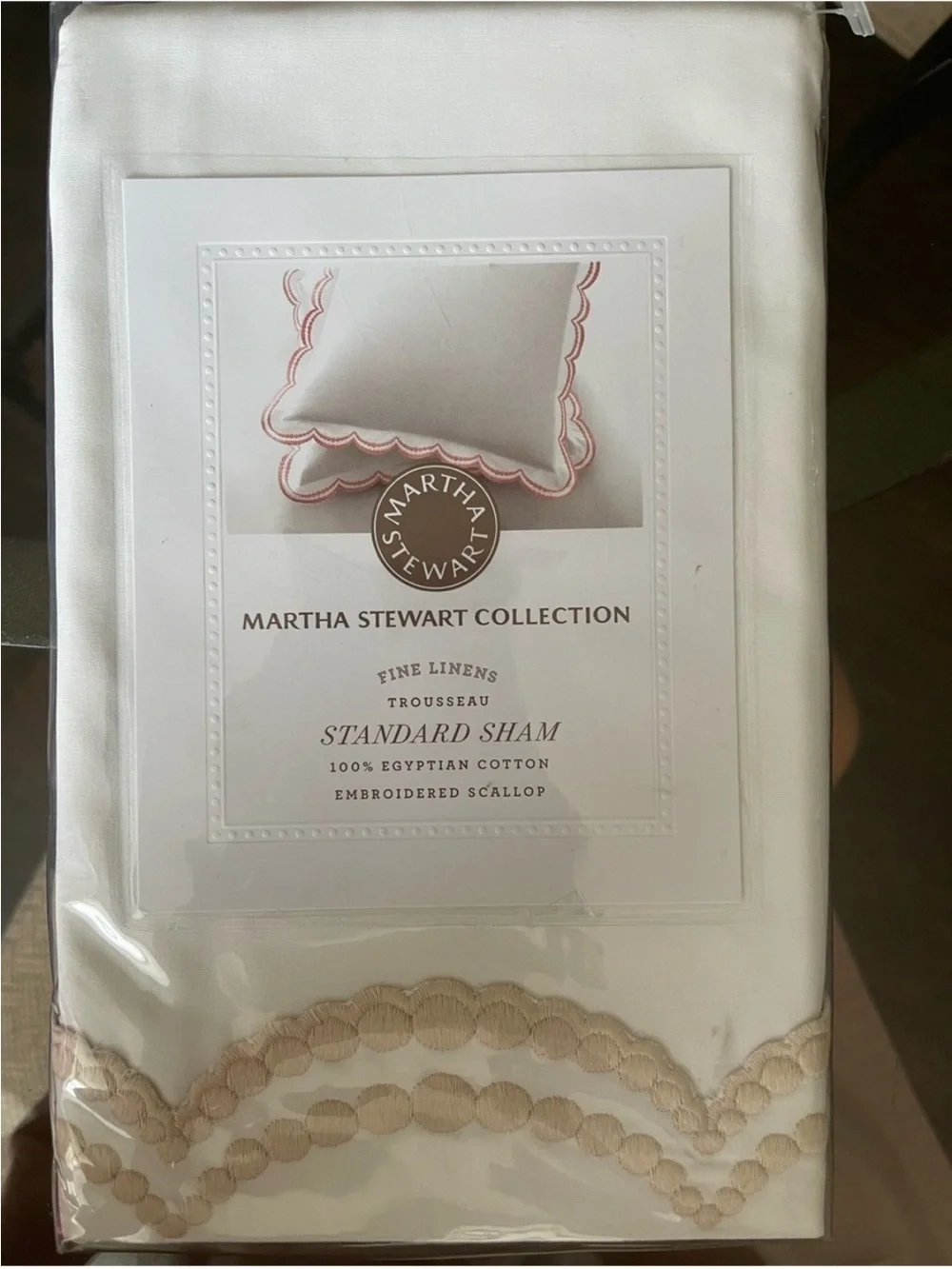 Martha Stewart TROUSSEAU 300thread Count100%Egyptian cotton embroidered Scallop